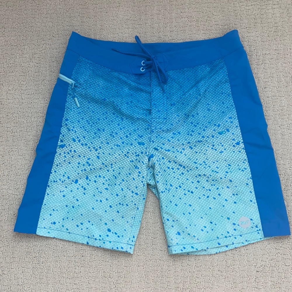 Vineyard vines men’s board shorts